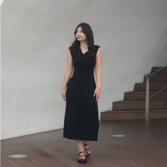 MAME KUROGOUCHI 3D KNIT SLEEVELESS DRESS - Picture 11 of 12